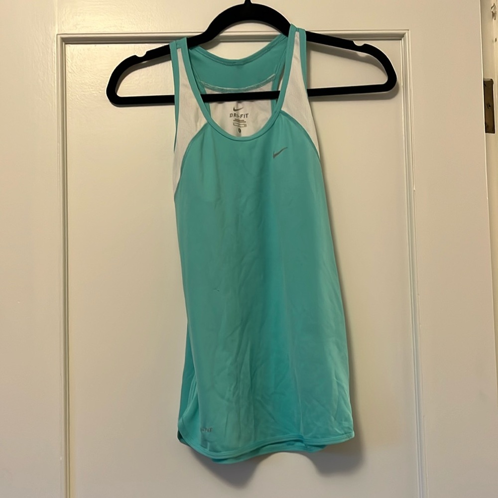 Nike tank